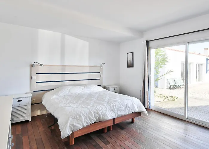 Ferienhaus Maison Pour 11 - Piscine - *