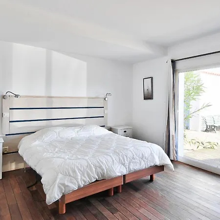 Feriehus Maison 11 Pers Avec Piscine & Bbq, Centre A 650 M *