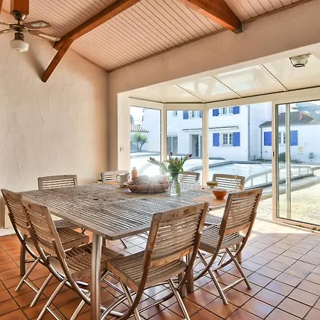 Maison 11 Pers Avec Piscine & Bbq, Centre A 650 M Feriehus *