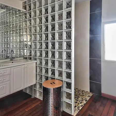Maison 11 Pers Avec Piscine & Bbq, Centre A 650 M Feriehus *