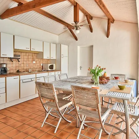 Feriehus Maison 11 Pers Avec Piscine & Bbq, Centre A 650 M Noirmoutier-en-l'Ile