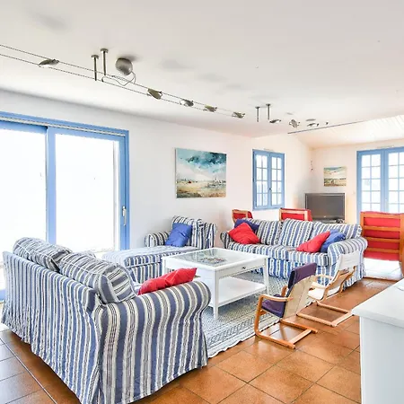 Maison 11 Pers Avec Piscine & Bbq, Centre A 650 M *