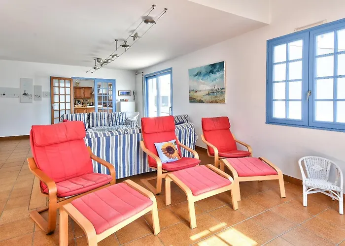 Maison Pour 11 - Piscine - Hébergement de vacances *